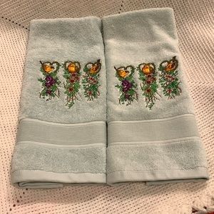 Ralph Lauren hand towels